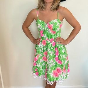 Lilly Pulitzer size 6/ fits like 4